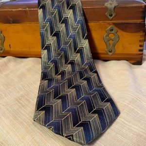 Siena Collezione 100% silk tie